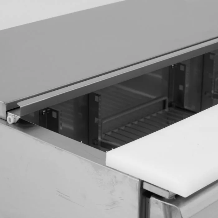 Compact Double Door Refrigerated Saladette - Image 4