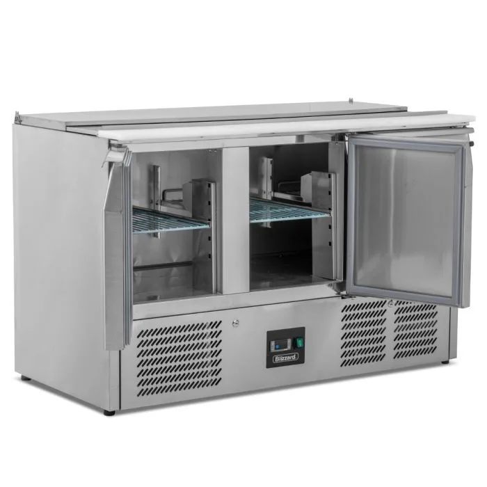 Compact Triple Door Refrigerated Saladette - Image 7