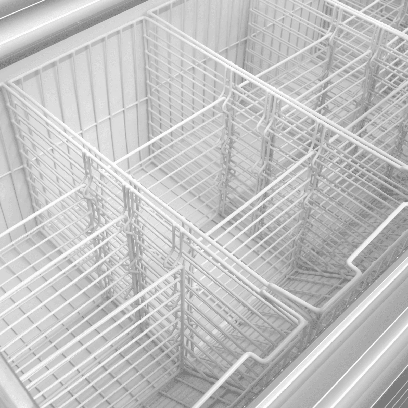 TD500 / IRL Two Level Display Freezer - Image 3