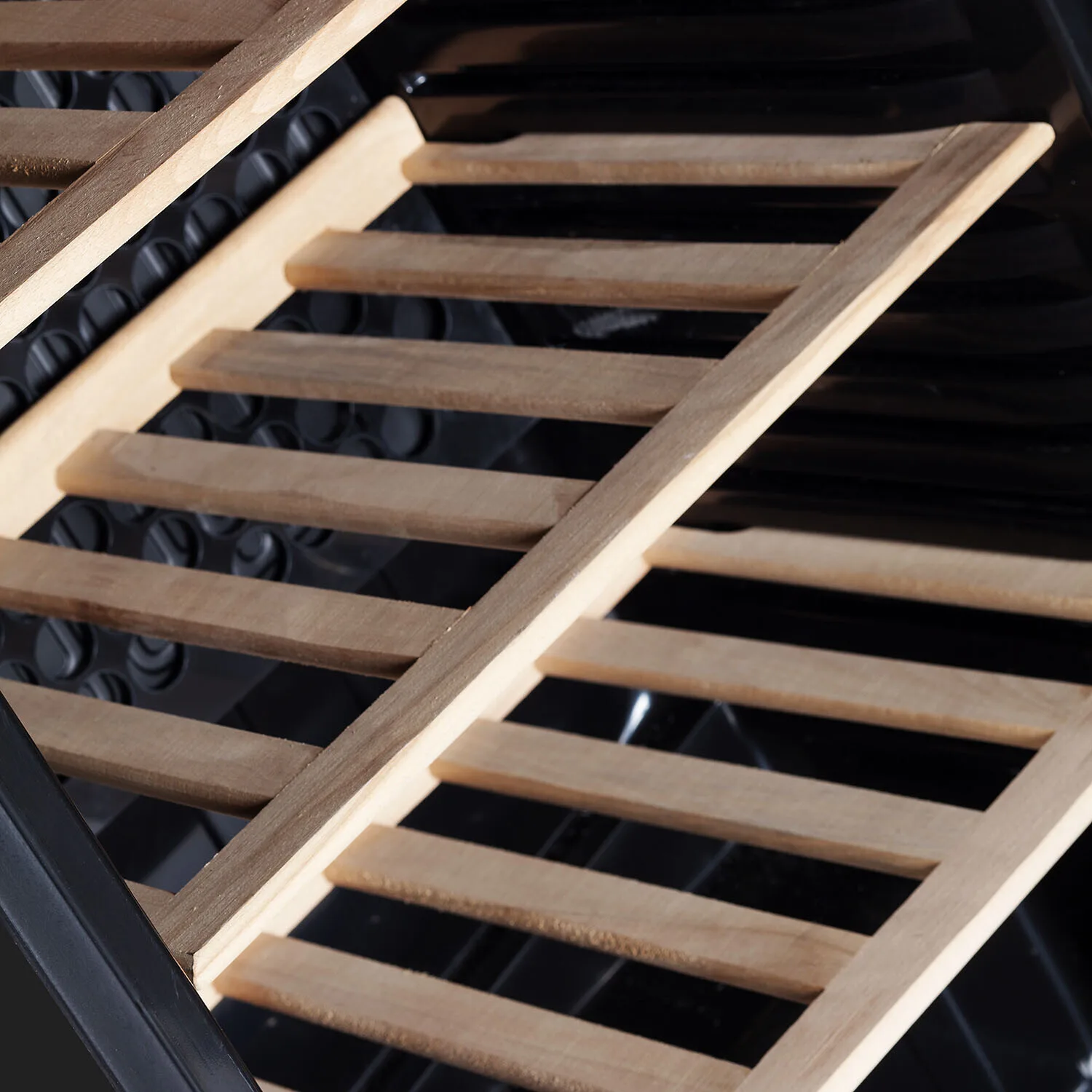 SC381W Drinks Cooler With Wine Shelves - Image 3
