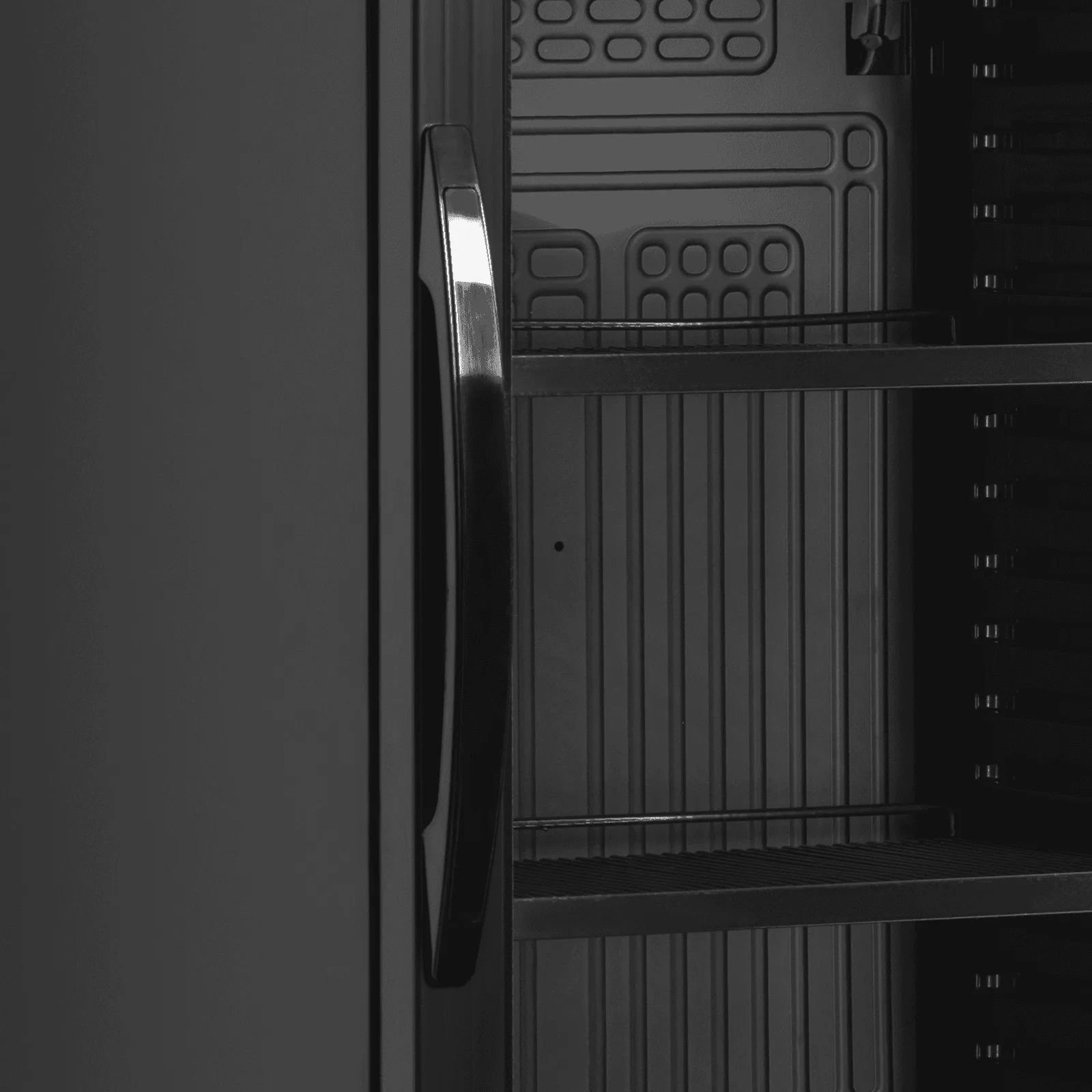 CEV425 BLACK Glass Door Merchandiser - Image 2