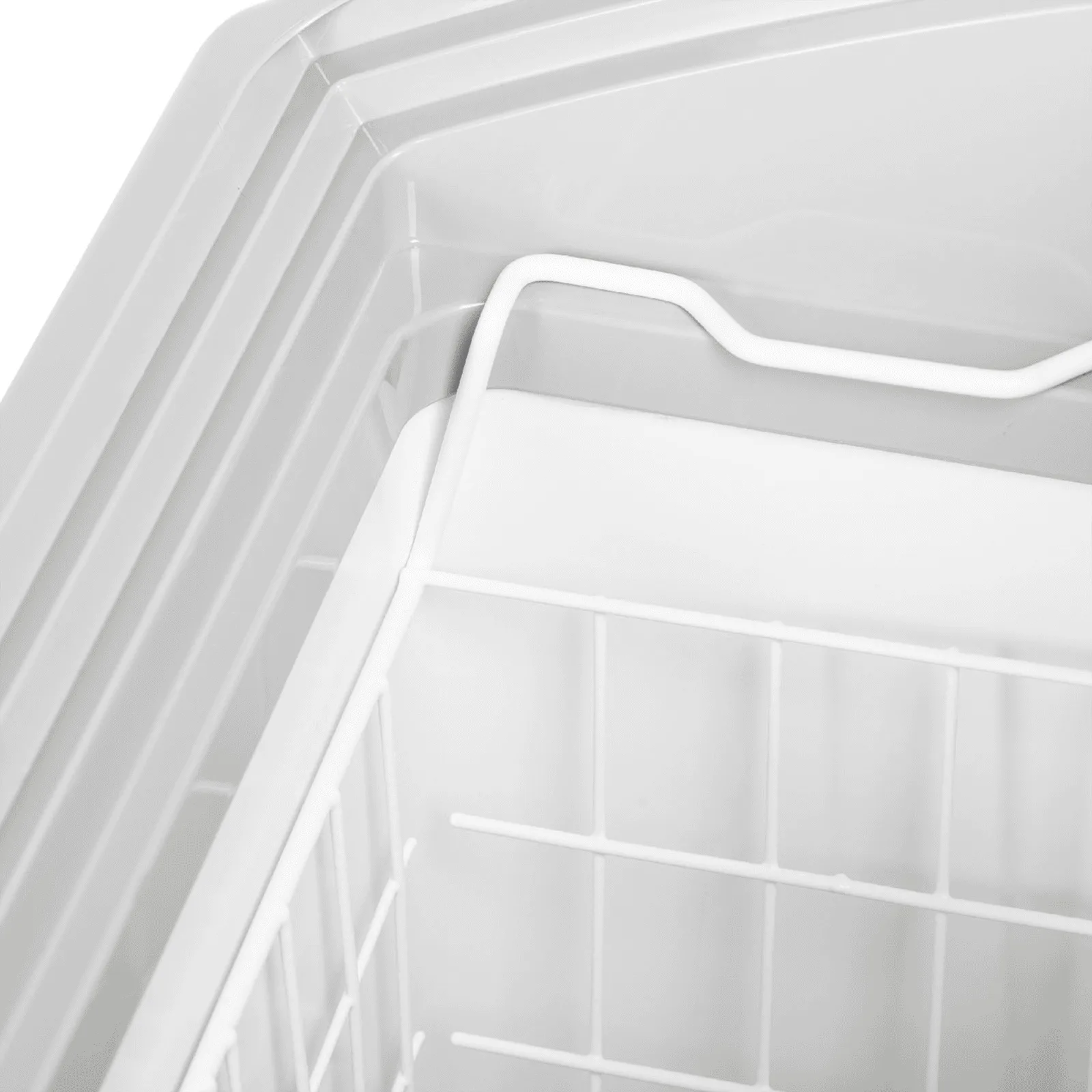 NIC101CP Sliding Curved Glass Lid Chest Freezer - Image 3