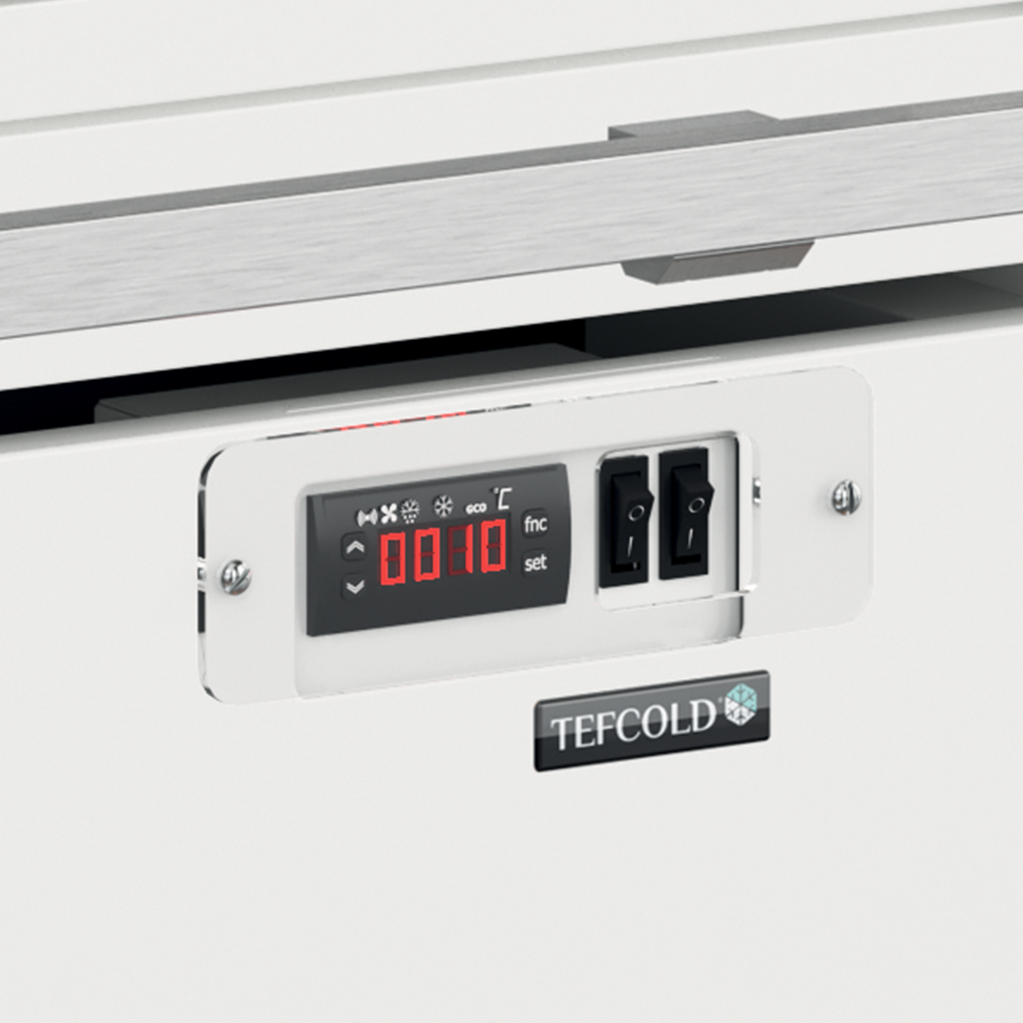 Galaxy+ GP14FGD White Multideck With Doors - Image 4