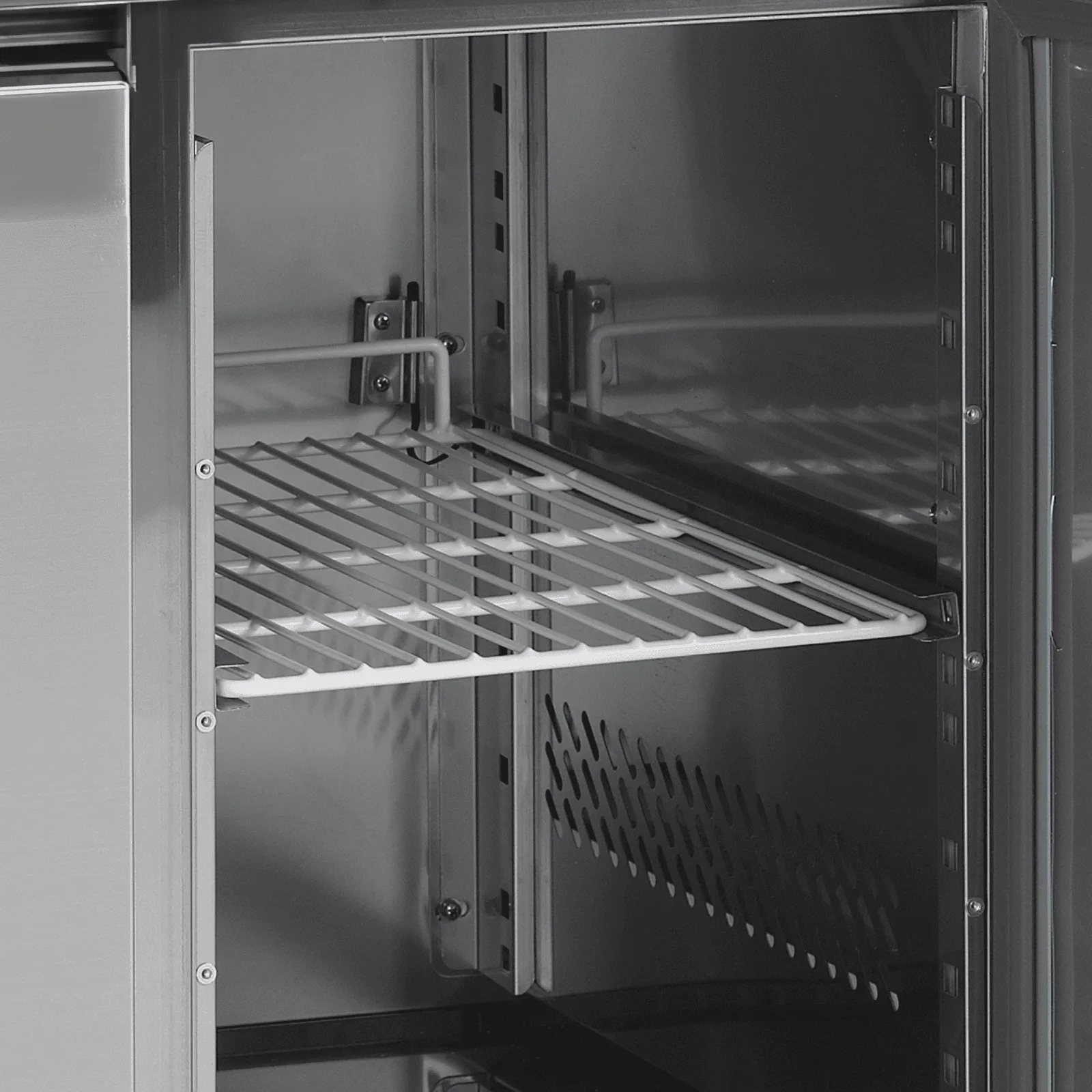 CF7210 Gastronorm Counter Freezer - Image 2