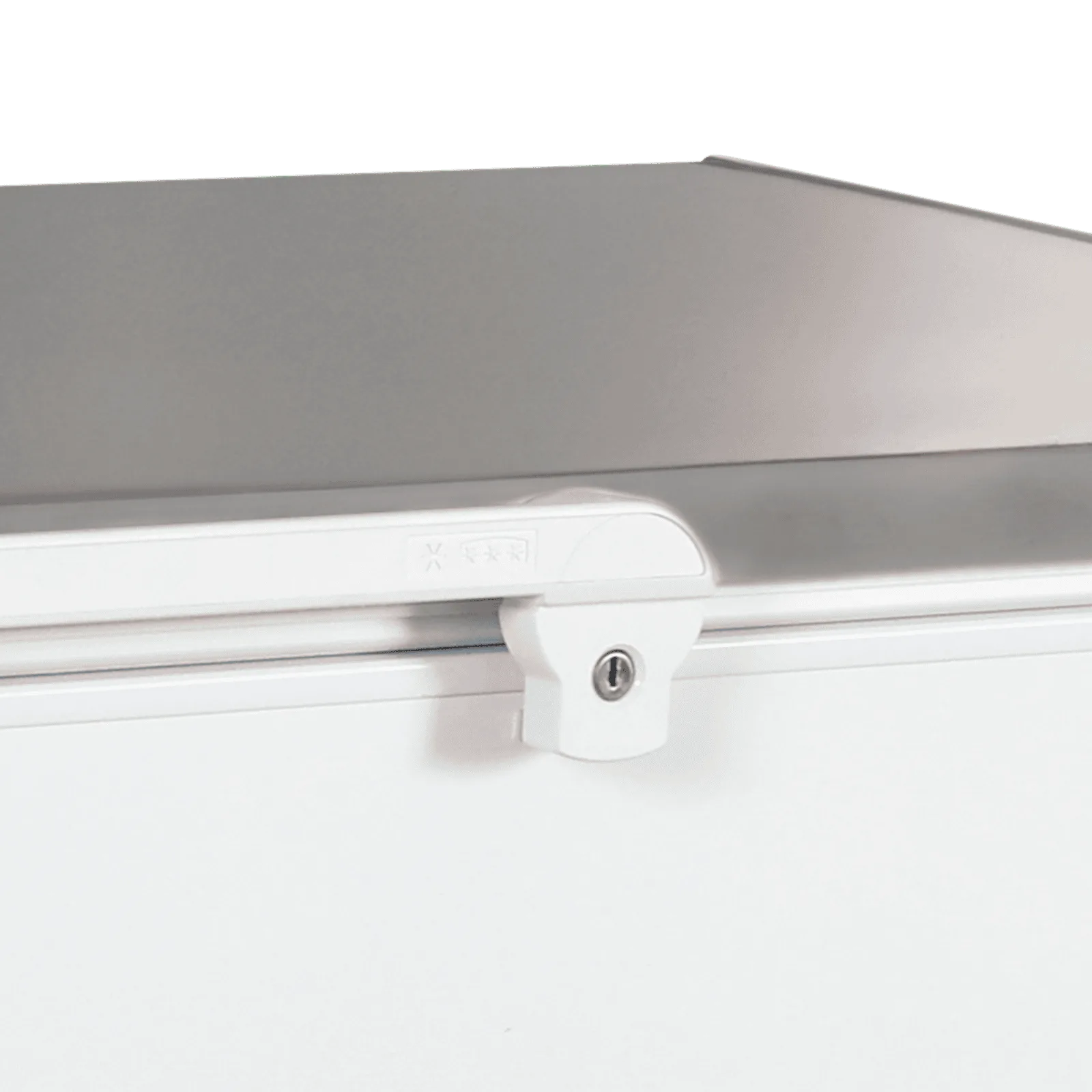 LHF460SS (ECO DESIGN) Solid Lid Chest Freezer - Image 3