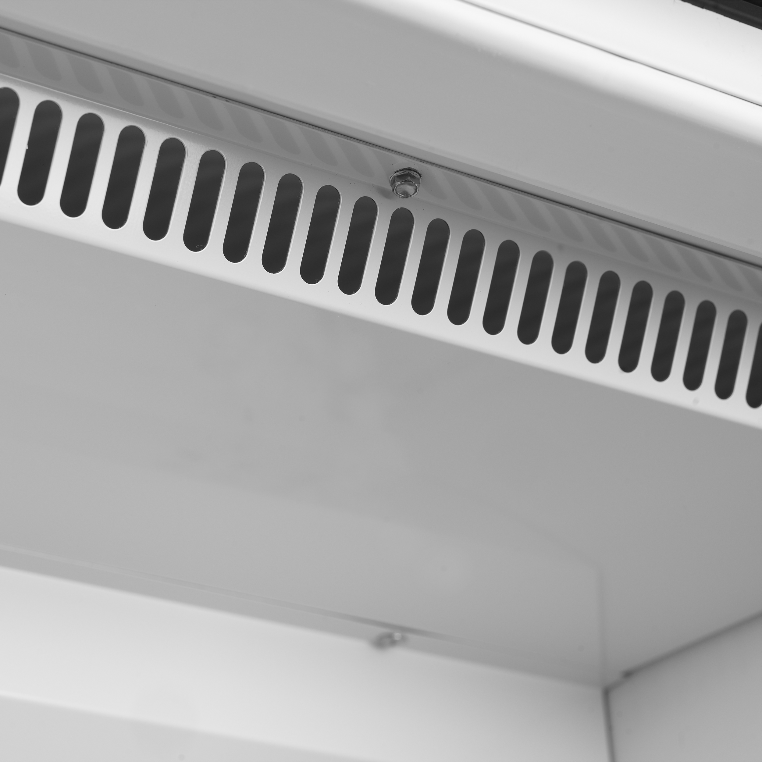 UR400X1 Solid Door Refrigerator - Image 4