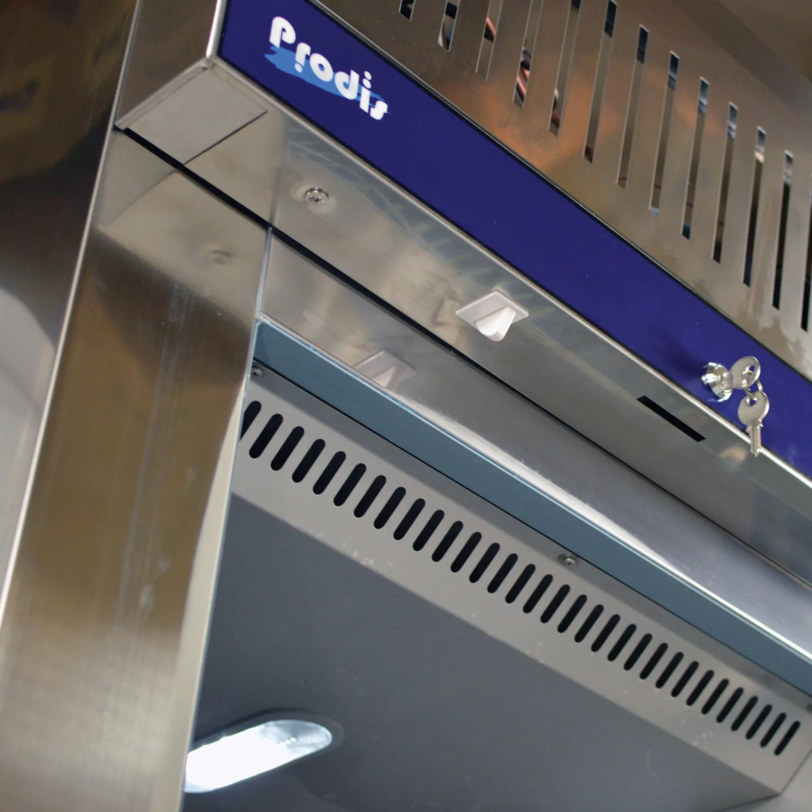 Prodis GRN-1F-LE Low Energy Professional Single Door Stainless Steel Service Freezer - 522 Litres - Image 5