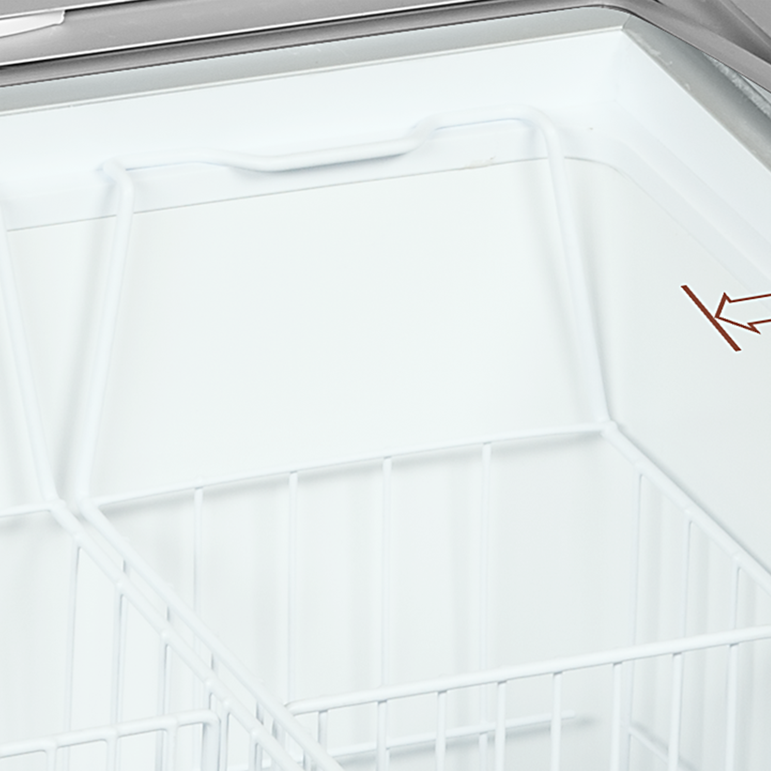 IC302SCEB Sliding Curved Glass Lid Chest Freezer - Image 3
