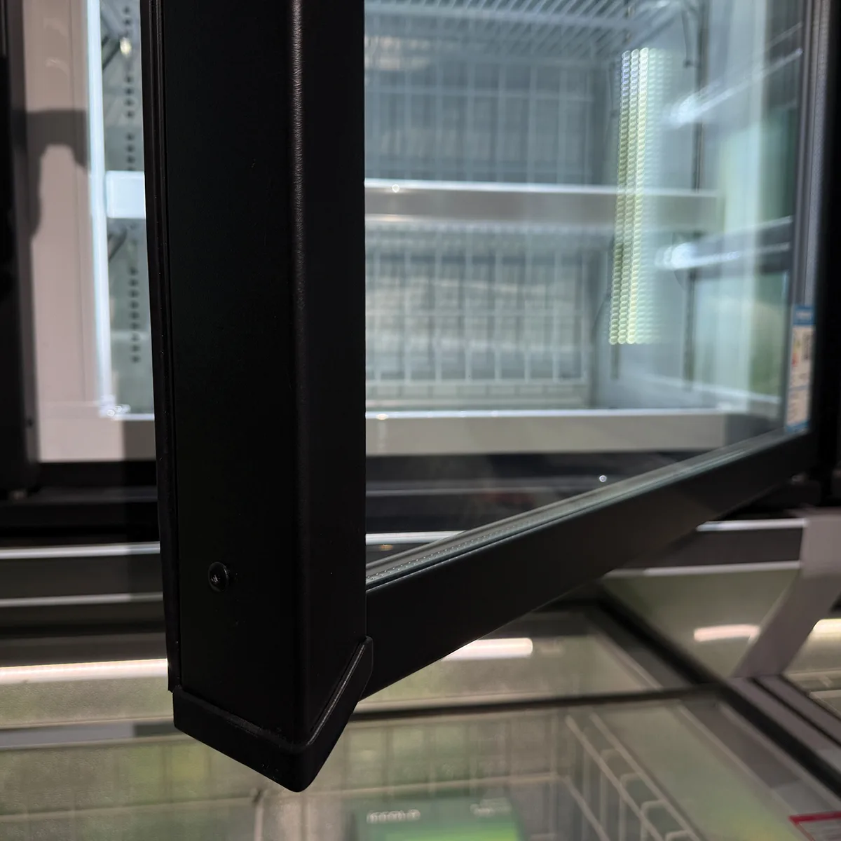 Prodis WXPD2000 Wall Site Combi Freezer - Image 3