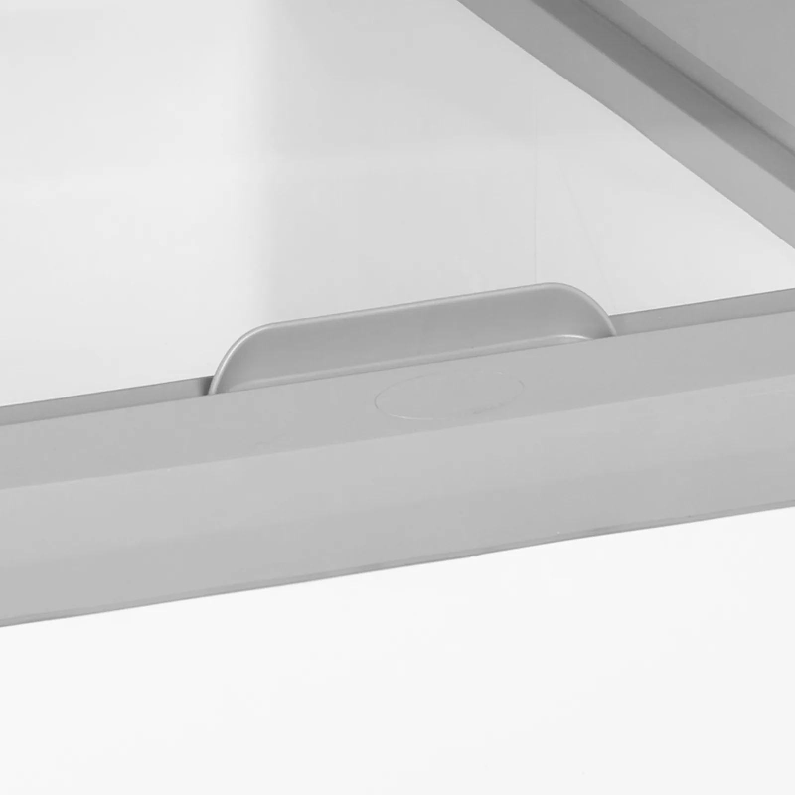 IDC152-W1 Ice Cream Freezer - Image 3