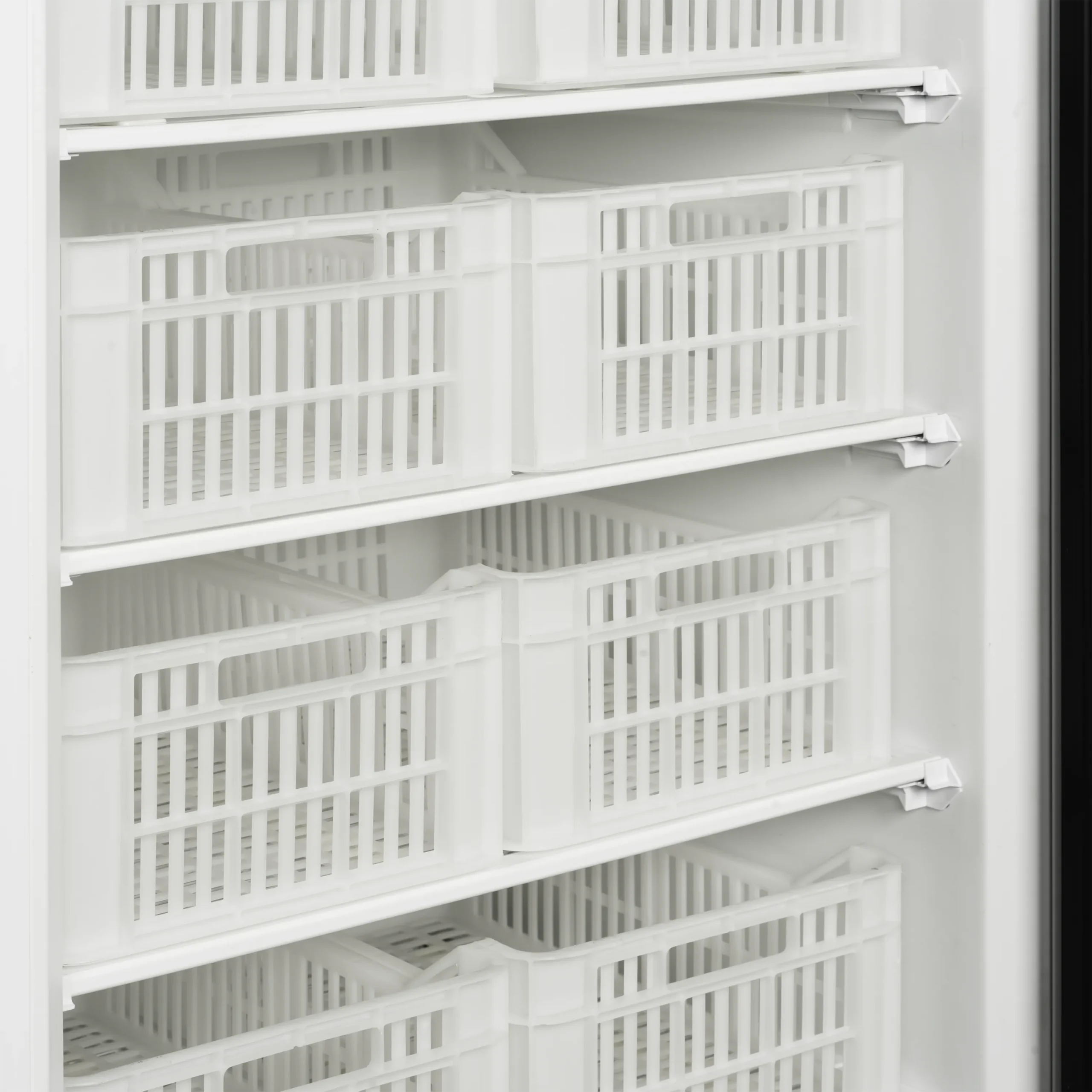 Tefcold UF600 with Baskets image showing baskets Only