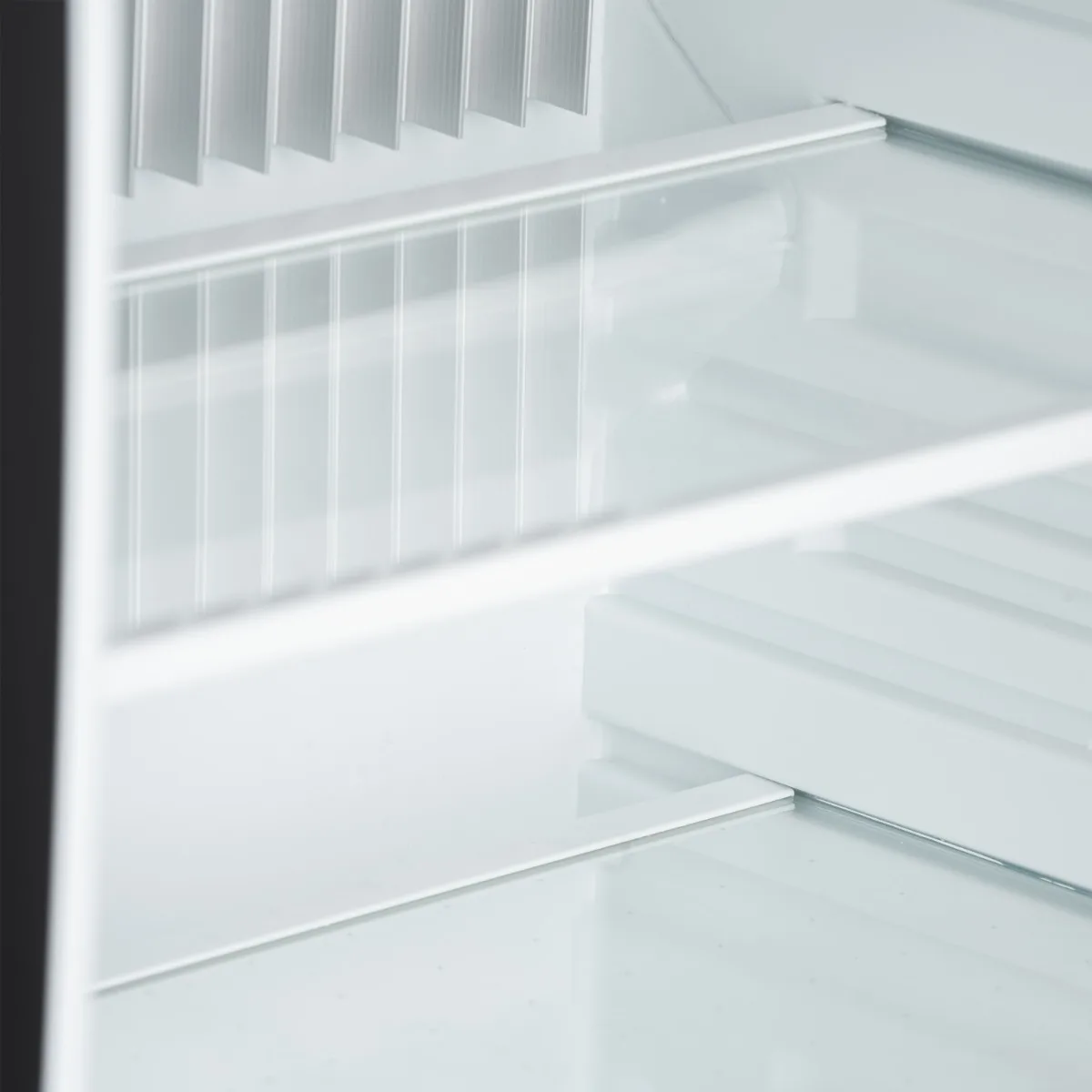 GRADED-00849-BMB40 Mini Bar (24 Bottles) - image 9