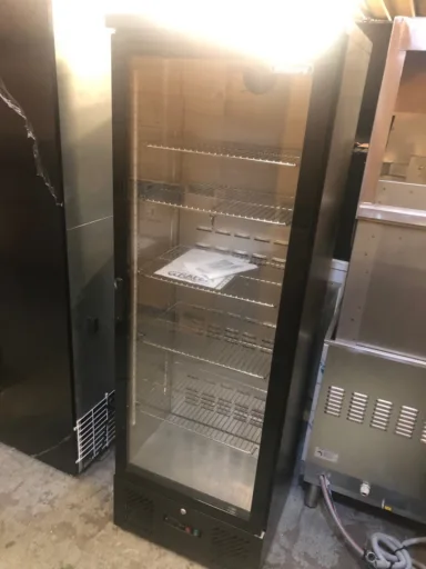 GRADED-02005 BAR10 Bottle Cooler