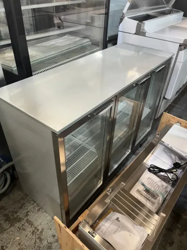 Graded – Triple Hinged Glass Door Bottle Cooler