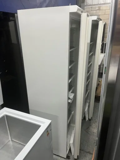 Graded – Upright 360L Single Hinged Glass Door Freezer