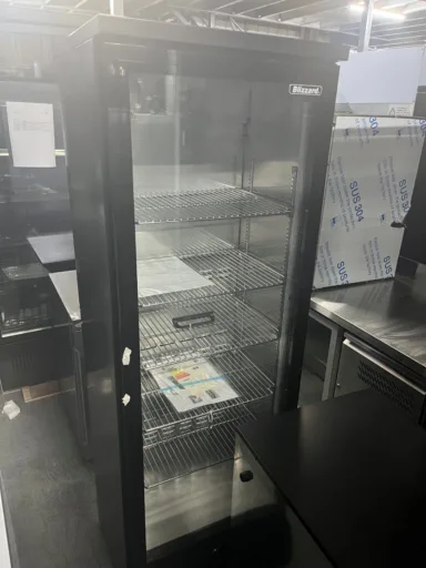Graded – Upright Single Hinged Glass Door Bottle Cooler