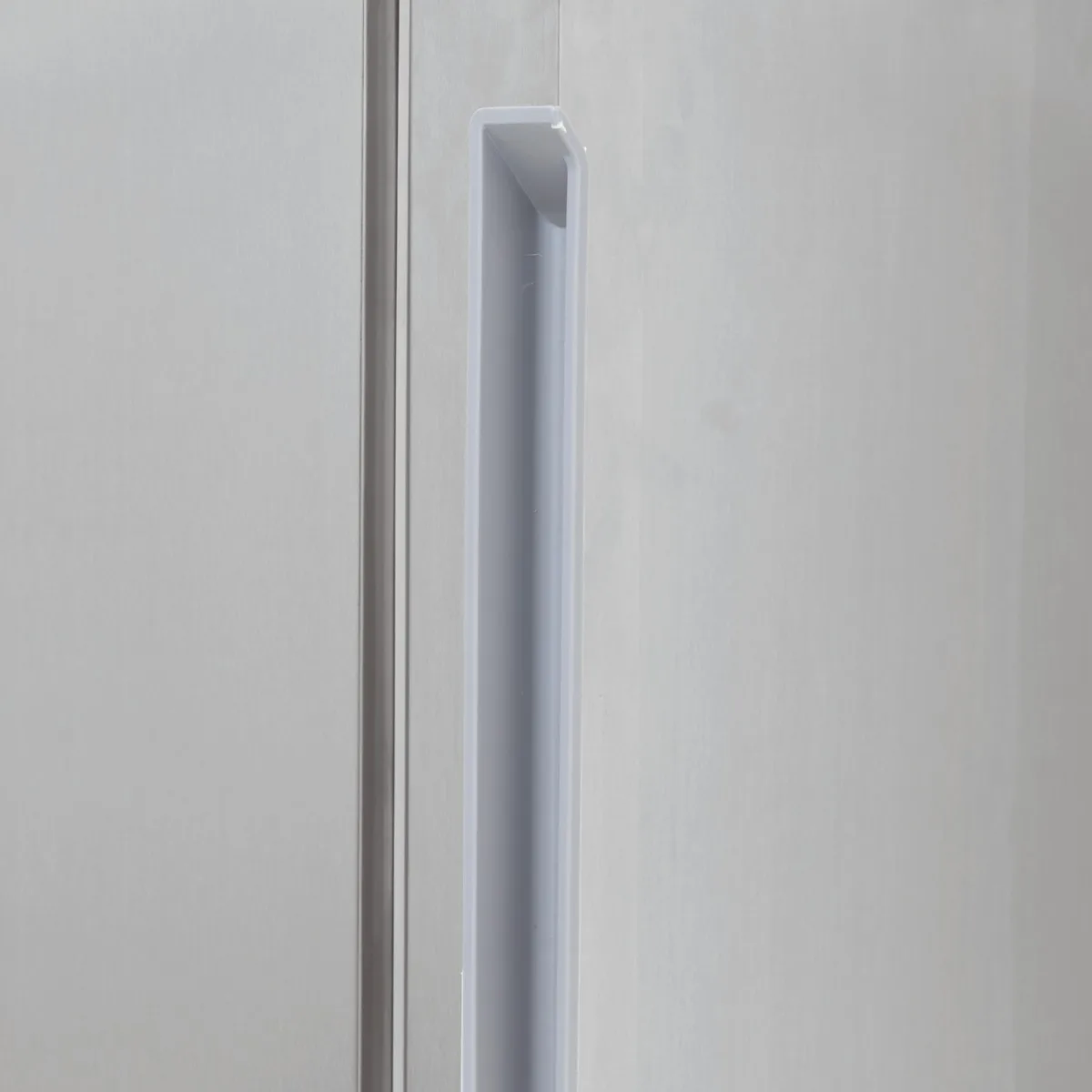 Singled Hinged Door Under Counter Freezer - image 4